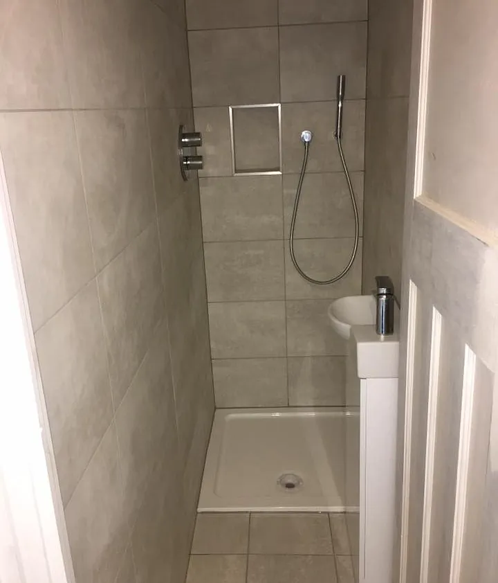 Bathroom fitting